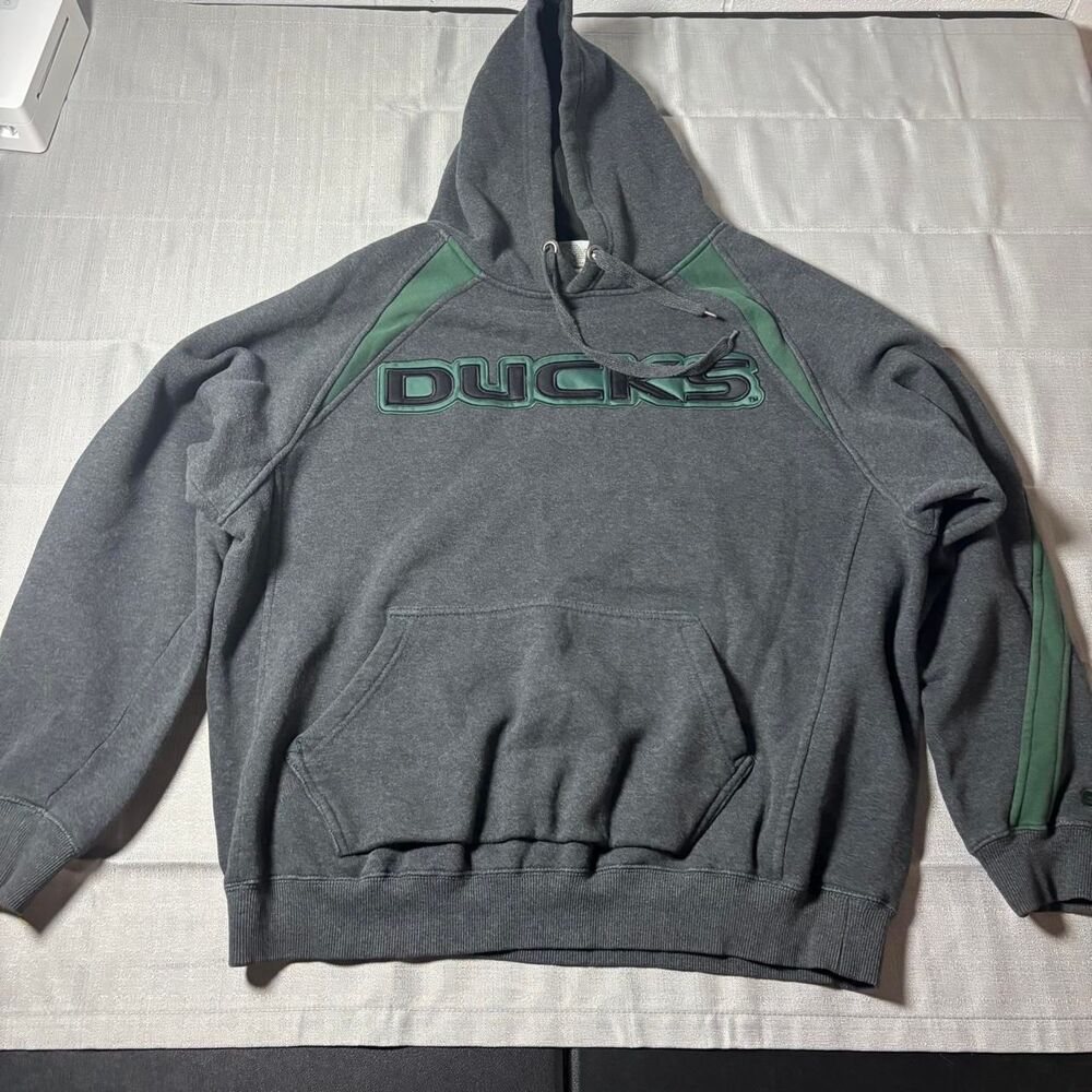 Colosseum Men's Grey Hoodie